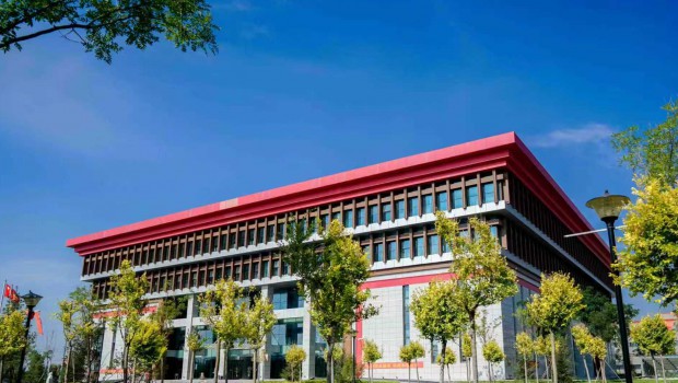 甘肃药业集团周荣一行拜会酒泉市委市政府领导